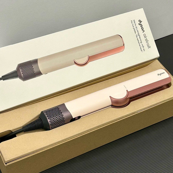 dyson_airstrait_wet_to_dry_str_1722333948_56bd0edc_progressive